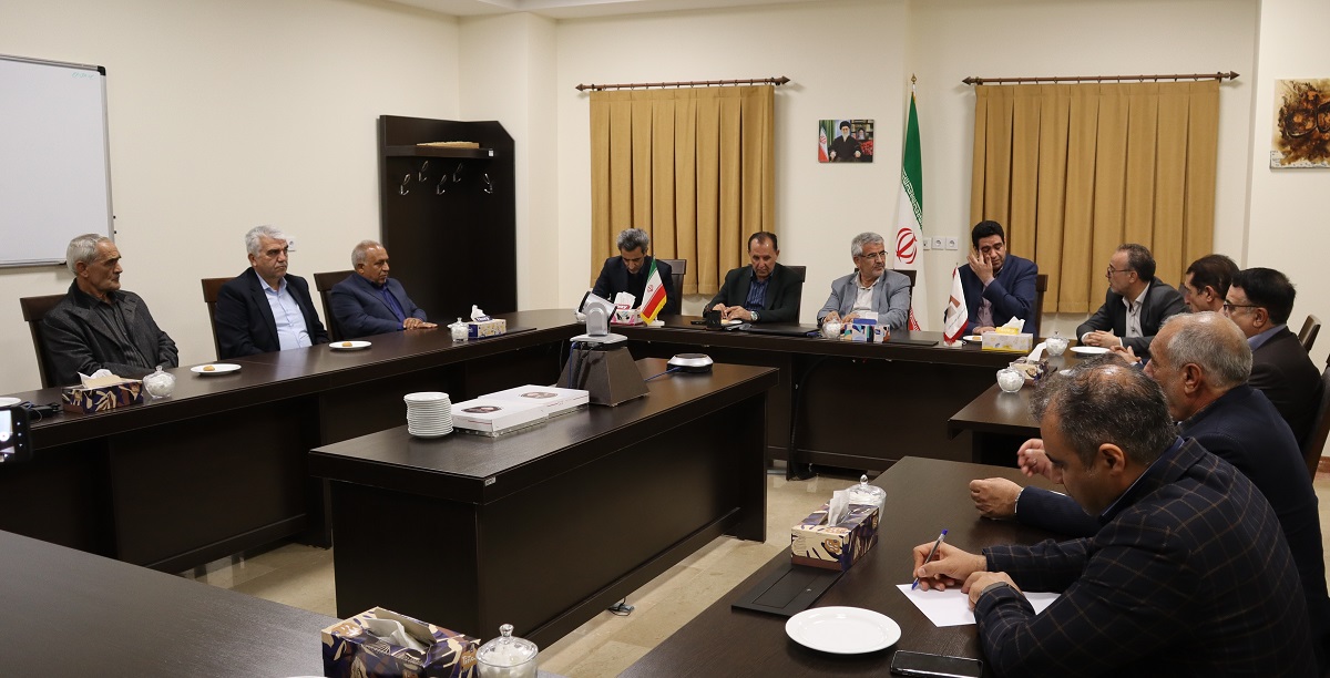 Zanjan’s parliament members meet IASBS’s Acting Head