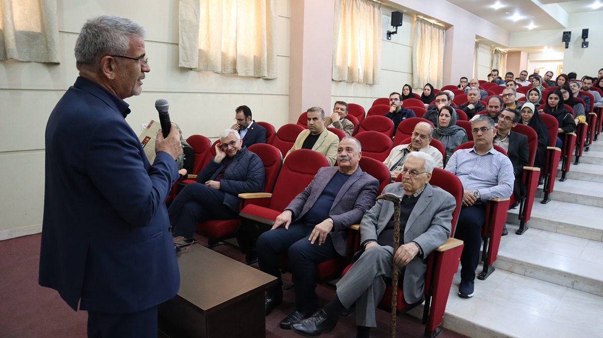 Lecture by Dr Abdolmahmoud Rezvani on Saadi Day at IASBS
