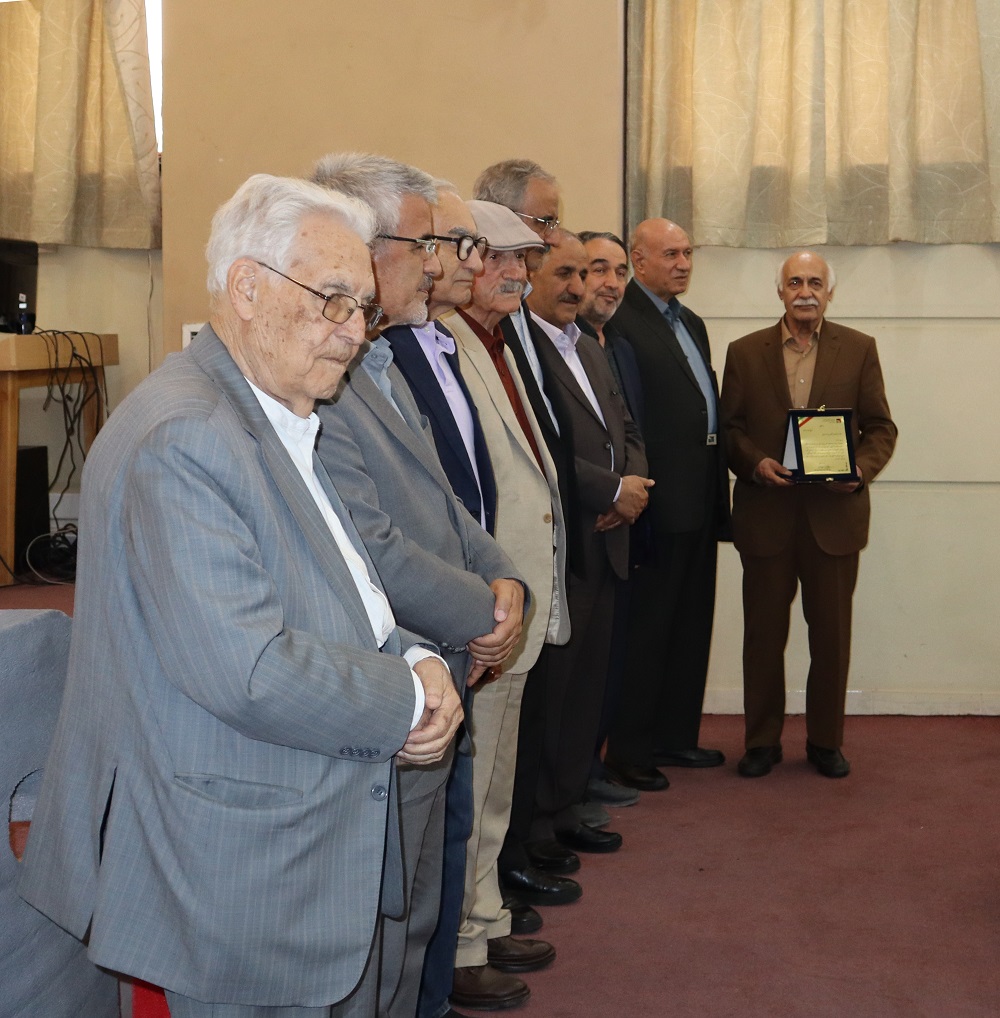 برگزاری مراسم بزرگداشت مقام معلم با عنوان روشنی‌بخش اندیشه‌ها