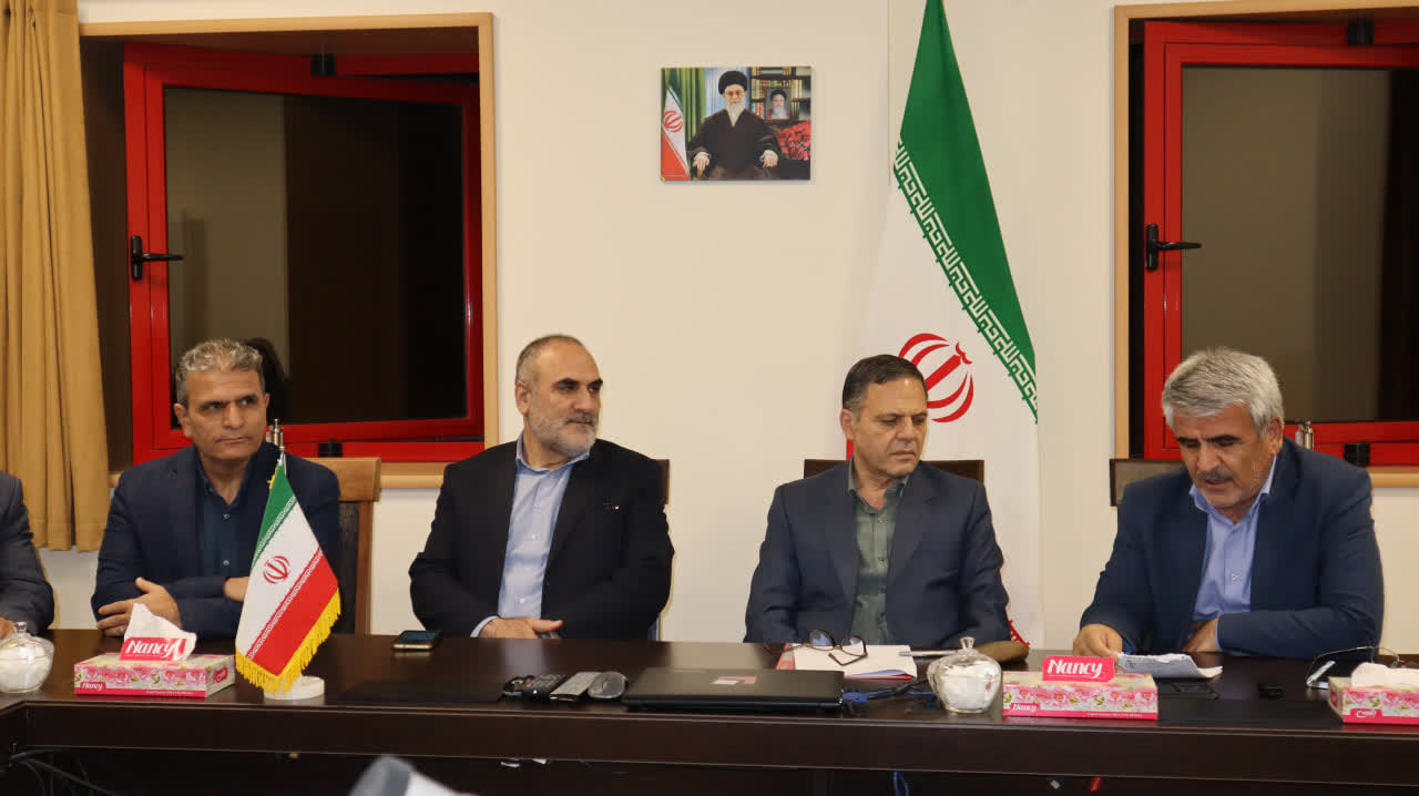 Governor of Zanjan visits IASBS emphasising its national role in science and technology development