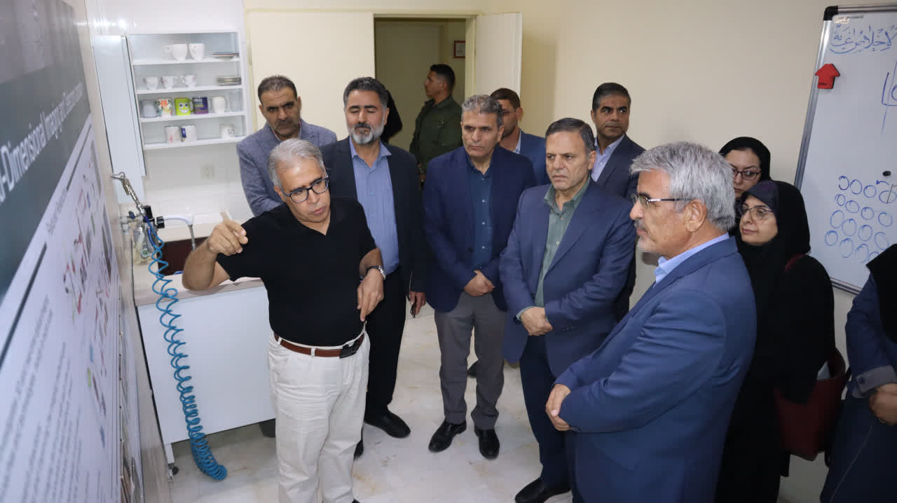 Governor of Zanjan visits IASBS emphasising its national role in science and technology development