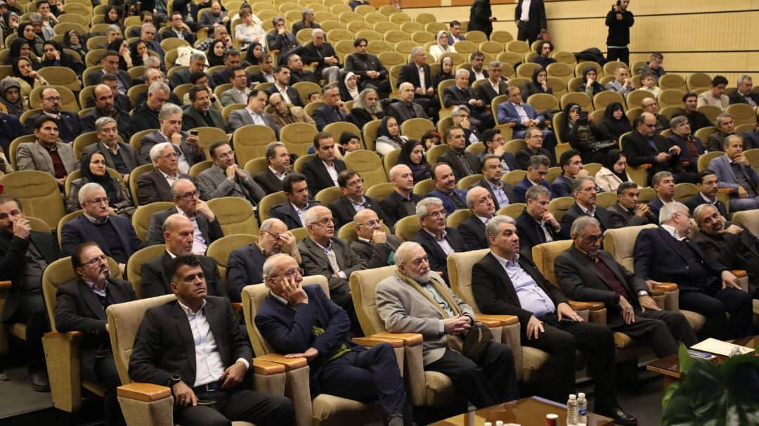 Dr Hossein Moulavi selected as national outstanding researcher