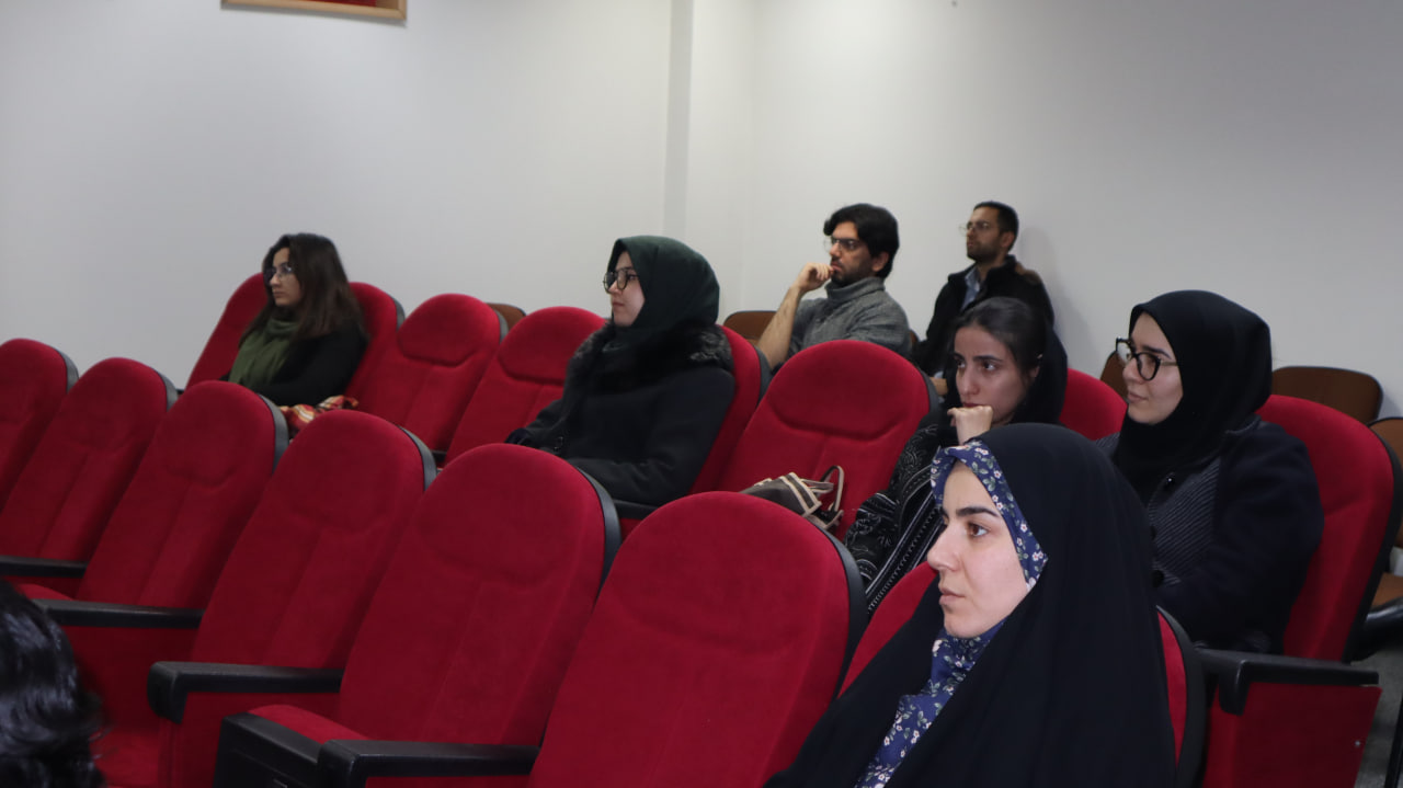 برگزاری دومین نشست &laquo;عصر زمستانی با اهل کتاب&raquo; در کتابخانه ترکمان