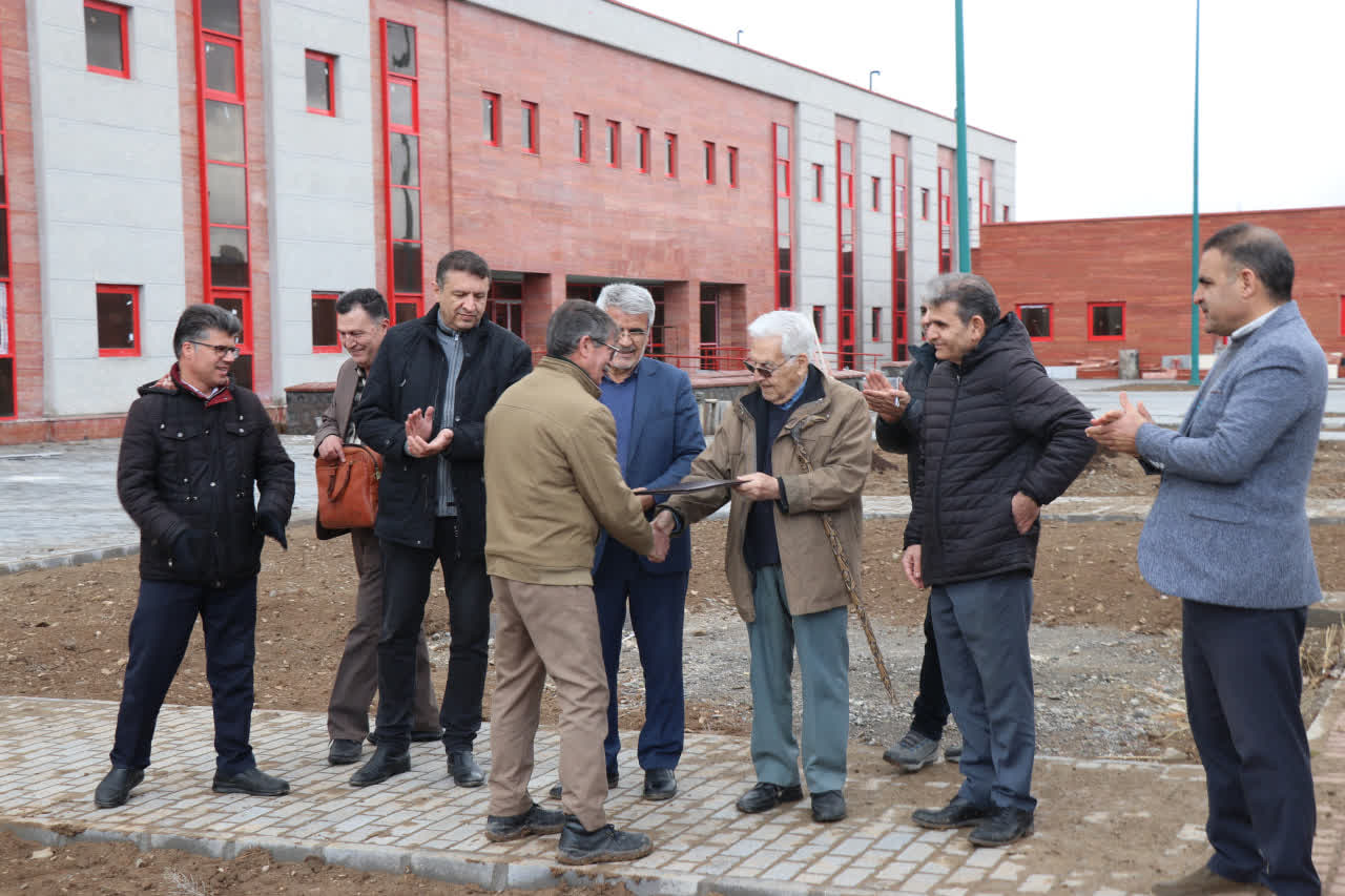 IASBS holds sapling planting ceremony in memory of country's student martyrs