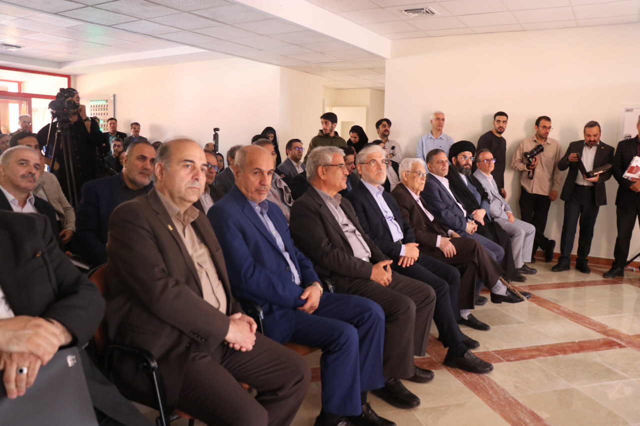 Science Minister inaugurates IASBS Department of Biological Sciences and Central Laboratory