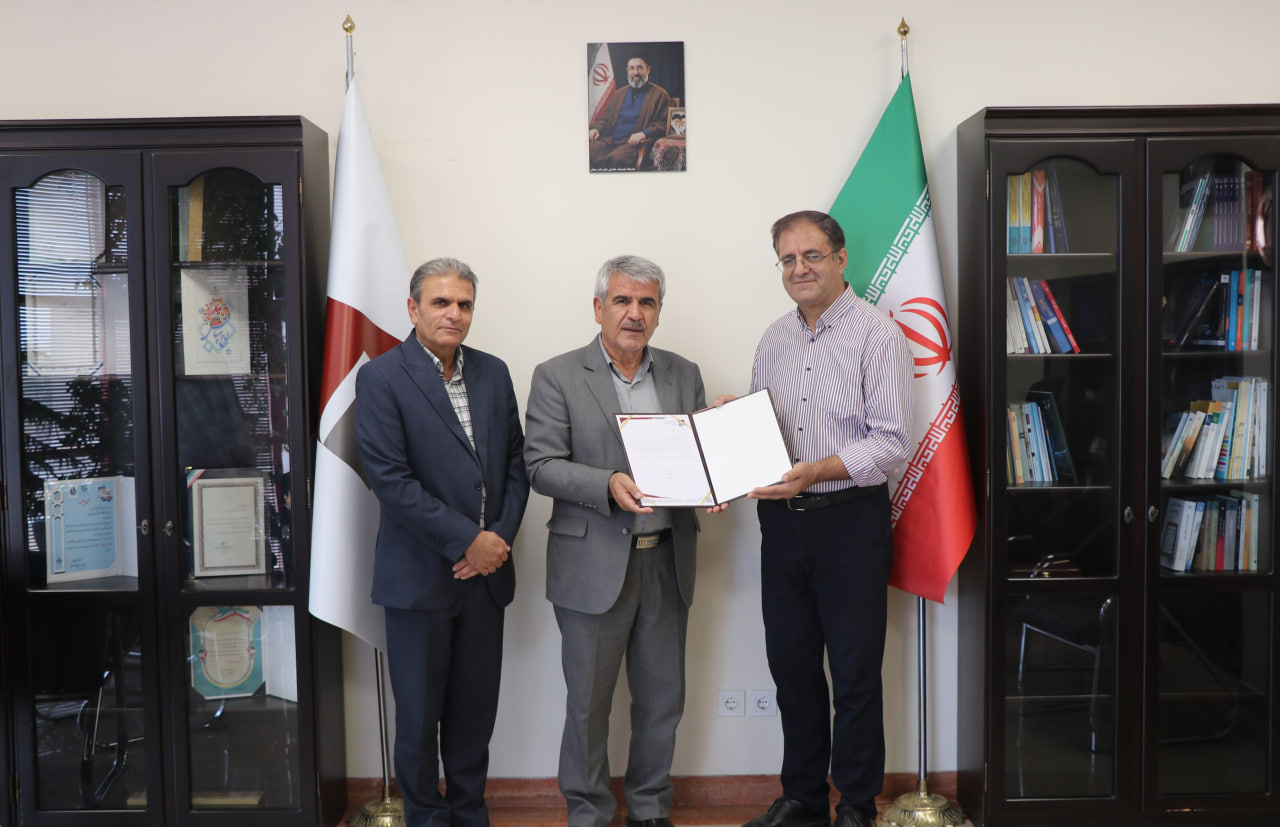 Dr Mohammad Hossein Alizadeh appointed new Head of Mathematics Department with emphasis on enhancing education and research development