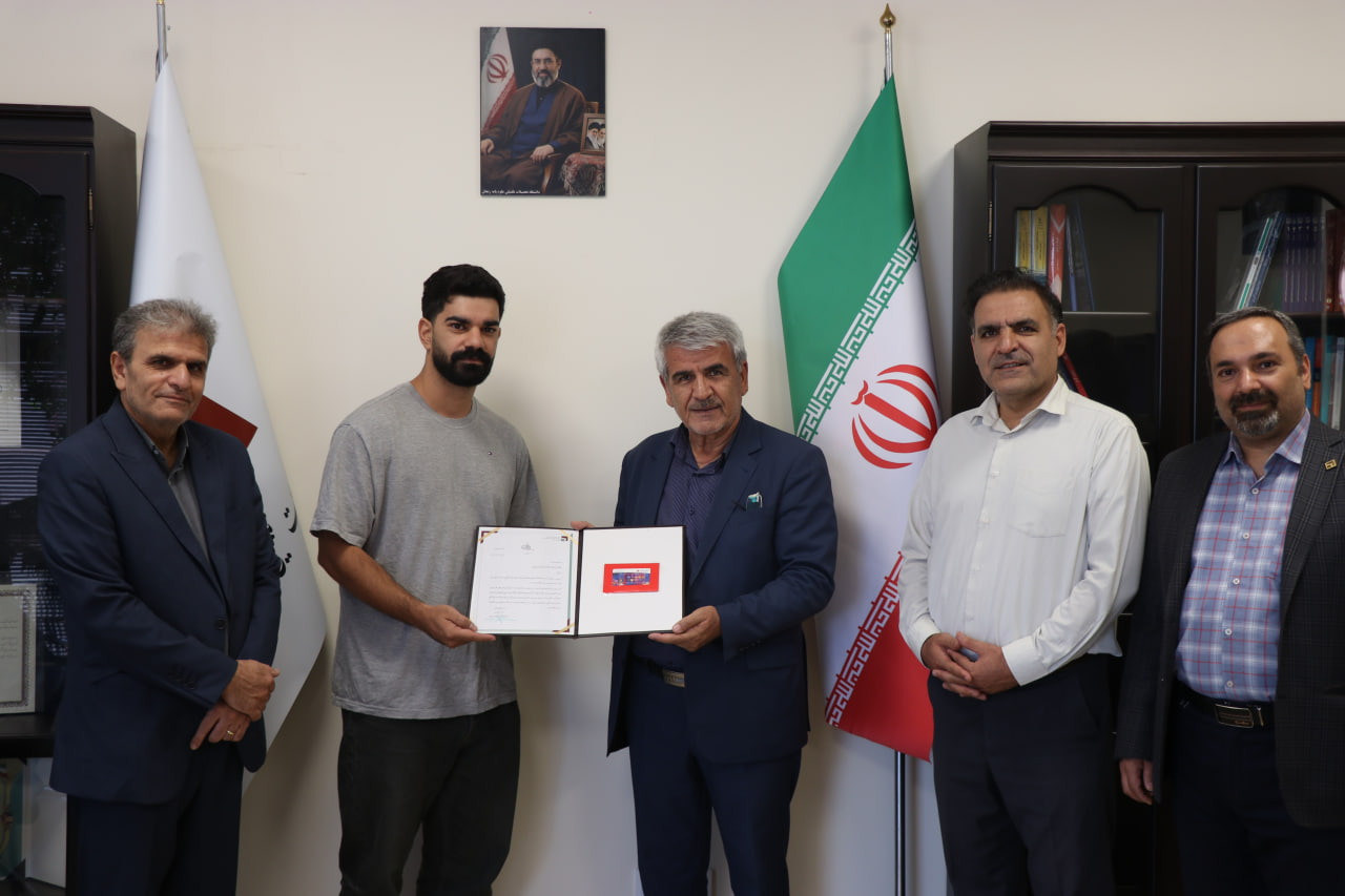 IASBS President honours university taekwondo team members