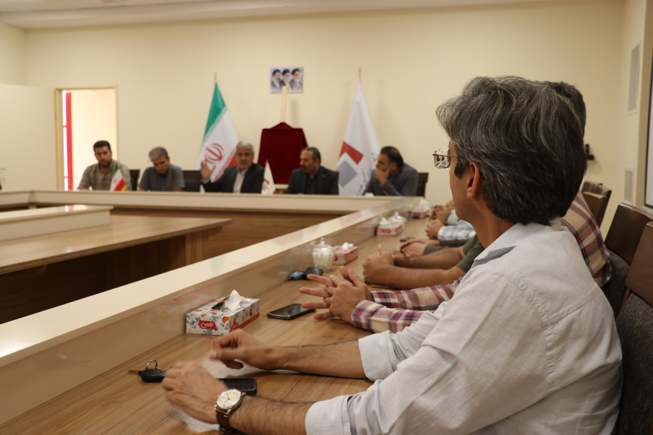 IASBS President stresses solidarity and university-wide participation in Science Night