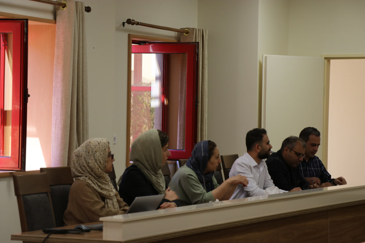 IASBS President stresses solidarity and university-wide participation in Science Night