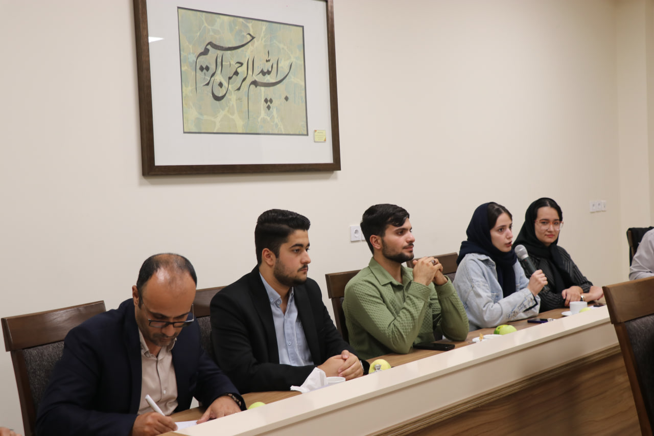 Zanjan governor attends meeting of the province&rsquo;s elites and top talents at IASBS